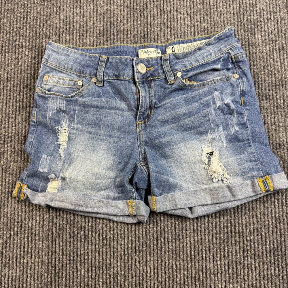 Indigo Rein Womens‎ Size 9 Distressed Denim Shorts Medium Wash Cuffed